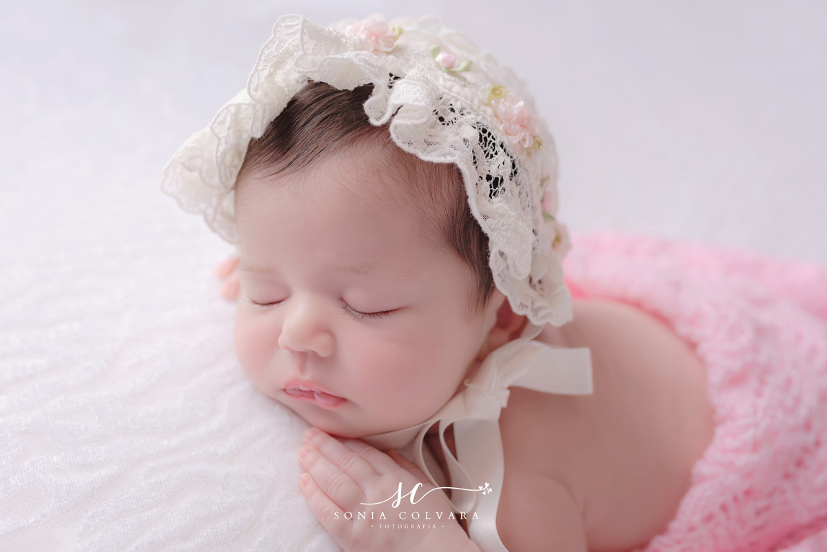 ensaio-foto-newborn-a-domicilio-de-menina-em-sp-soniacolvara