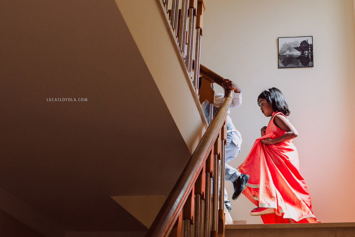 crianças brincando no casamento