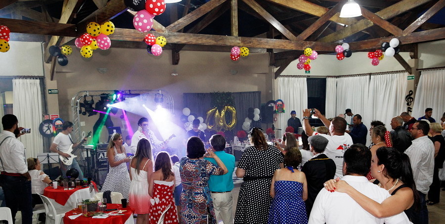 álbum de aniversário Cidinha decoração anos sessenta