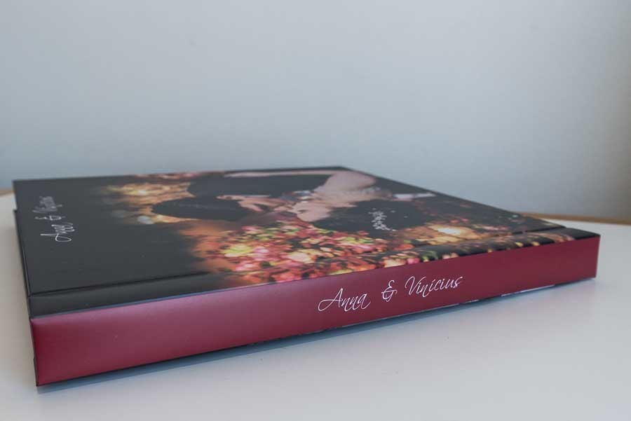 lombada do album das fotos de casamento, Anna e Vinicius, Campinas SP, album de casamento por Clovis Augusto com a marca Mundareu 