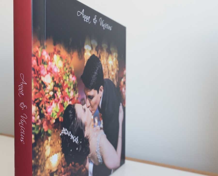 capa e lombada do album de fotos de casamento, Anna e Vinicius, Campinas SP, album de casamento por Clovis Augusto com a marca Mundareu 