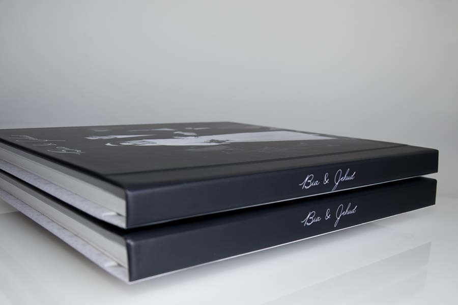 album de casamento com uma replica com fotos restauradas bia jehud Bauru sp por clovis augusto mundareu albuns