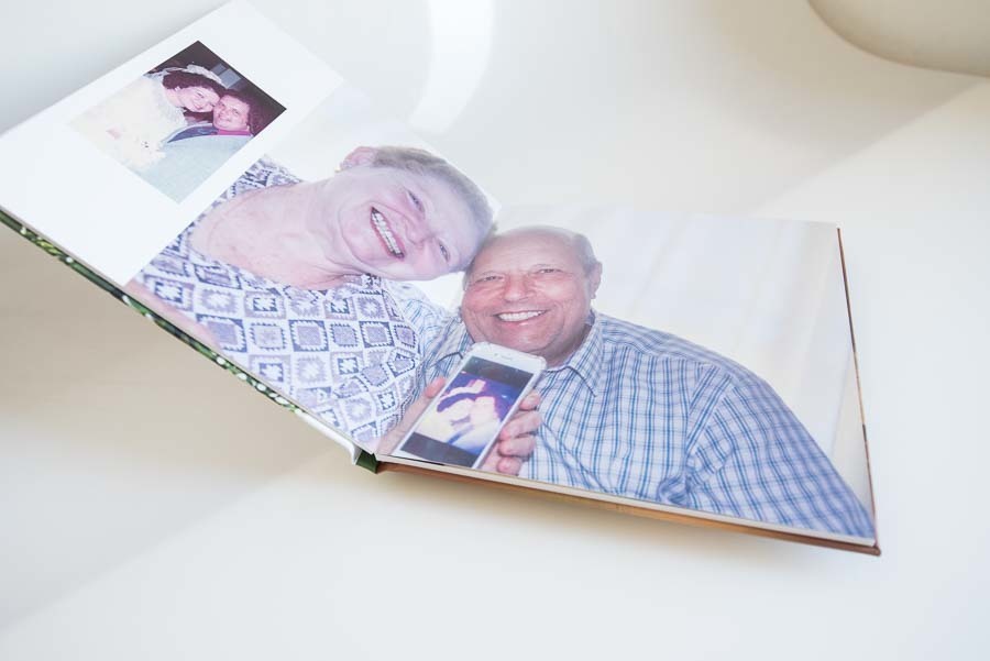 paginas internas do album vera e ricieri bodas de esmeraldas  santo andre, SP album de fotos restauradas coloridas e pb  abertura panoramica papel couche  por clovis augusto mundareu albuns