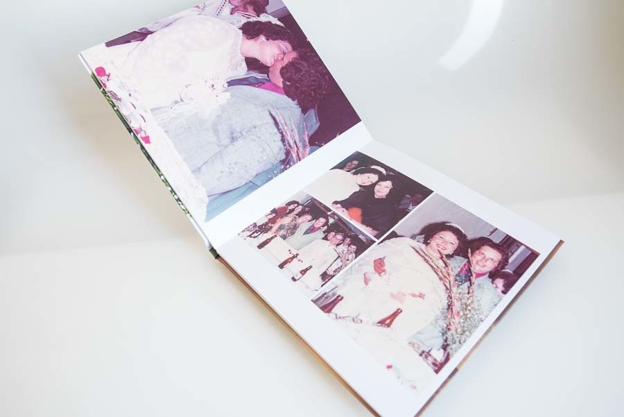 album aberto em 180 graus das bodas de esmeraldas do album vera e ricieri santo andre, SP album de fotos restauradas coloridas   abertura panoramica papel couche  por clovis augusto mundareu albuns