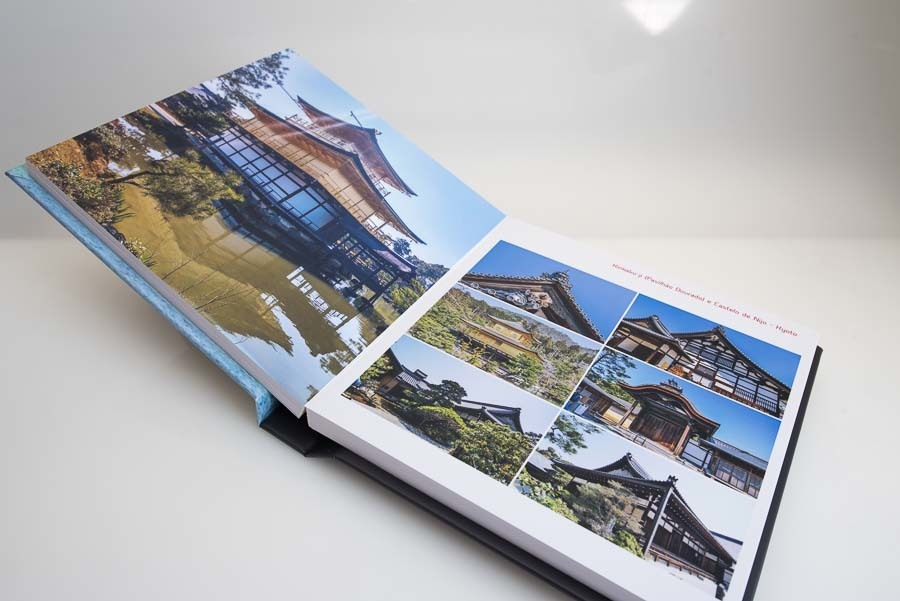 paginas interna do album de viagem para o japao templo kinkaku ji com abertura panoramica capa escolhida para iolanda são paulo sp album de fotos por Clovis Augusto com a marca Mundareu Albuns
