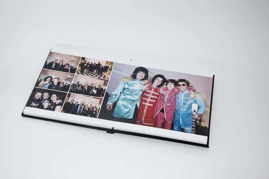 fotos do album de aniversario Renato 50 anos tocando the beatles Sao Paulo SP album de fotos por Clovis Augusto com a marca Mundareu Albuns