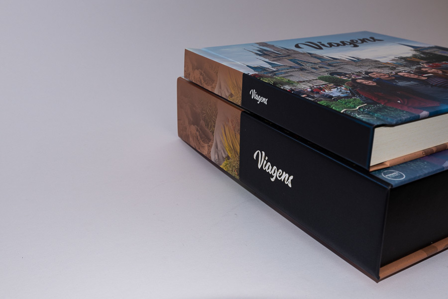 detalhe do estojo sob o album de viagem aos estados unidos disney com a beatriz e sua familia Santo Andre SP album de fotos de viagens por Clovis Augusto