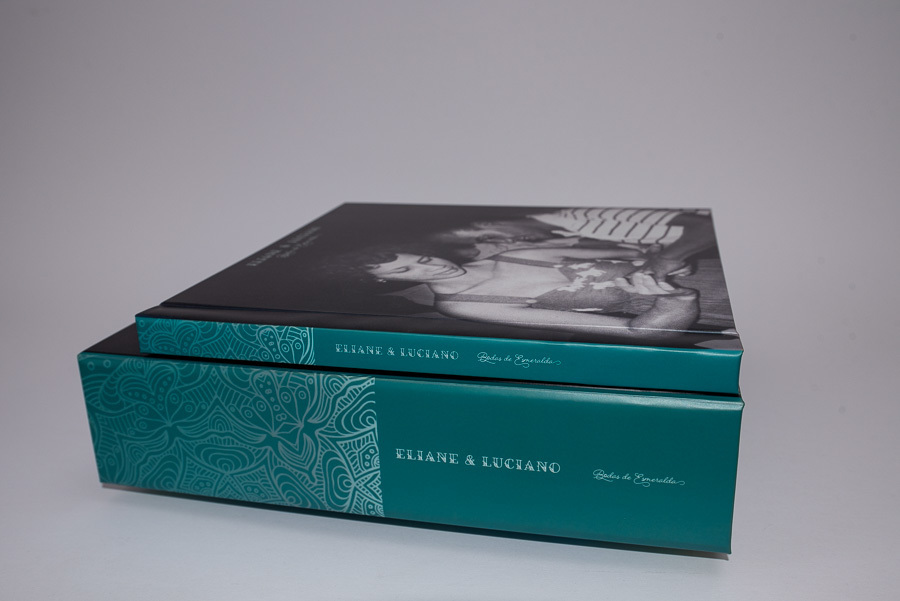 dorso do estojo e do album de bodas eliane e Luciano paulista recife pe album de fotos bodas de esmeraldas por Clovis Augusto mundareu fotos