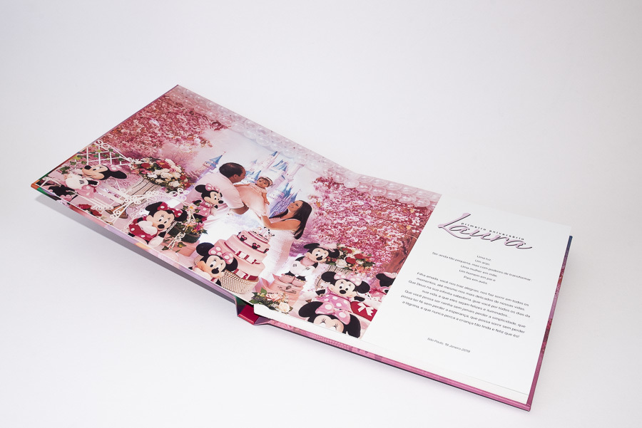 foto da pagina de abertura do album de aniversario Laura Sao Paulo SP album de fotos infantil um ano e dois anos album de criancas por Clovis Augusto