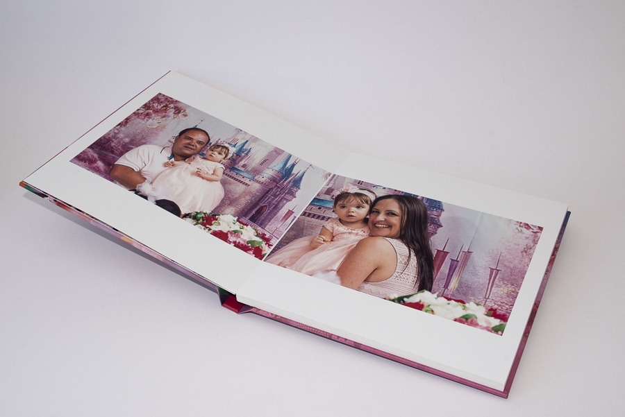 paginas internas do album de aniversario Laura Sao Paulo SP album de fotos infantil um ano e dois anos album de criancas por Clovis August0