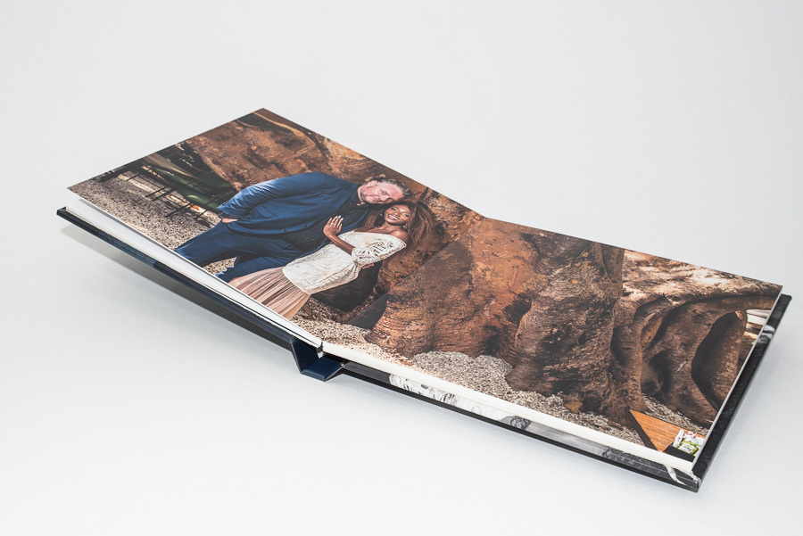 album de casamento mohara e william numa fotografia de pagina dupla em sao paulo SP album de fotos civil e restautante por Clovis Augusto