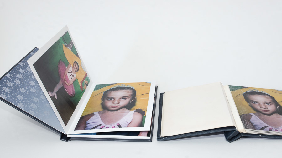 os dois albuns lado a lado original e restaurado album infantil Stacy formatura do pre sao paulo SP album de crianças abertura panoramica album de fotos de familia album personalizado por clovis Augusto