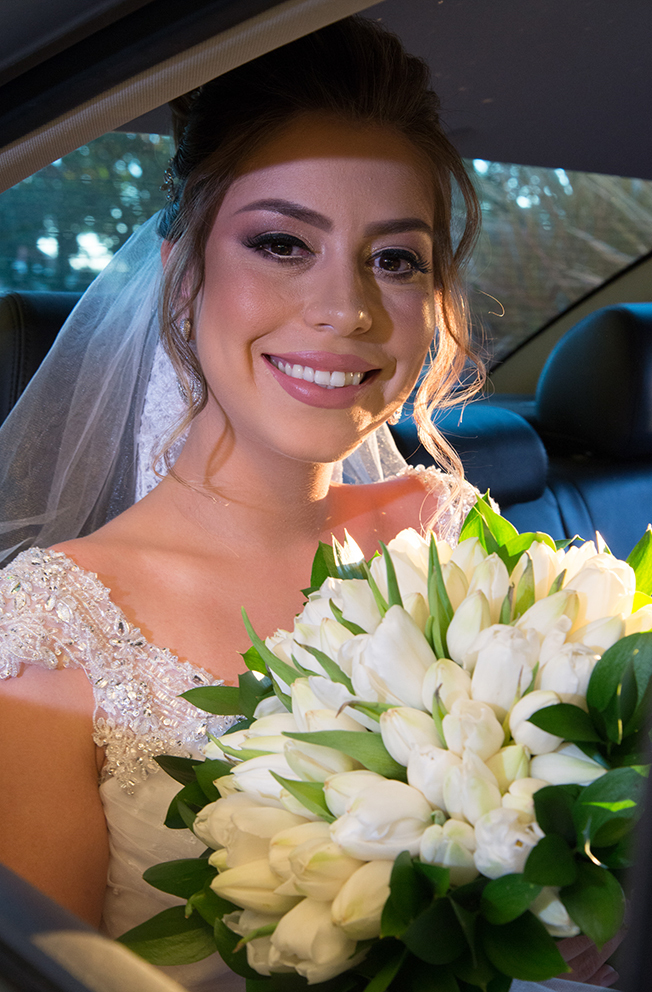 Tânia -no-carro-buquê