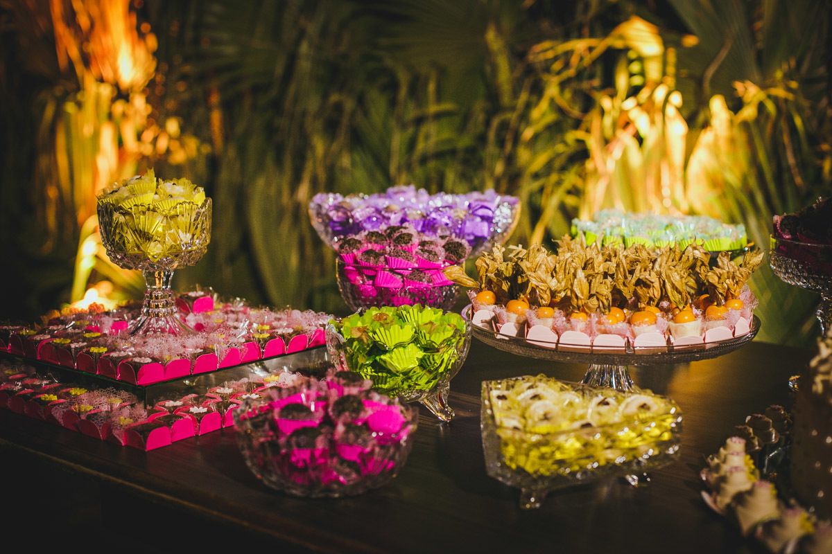 docinhos feitos com carinho para o casamento de Mayara e Jean