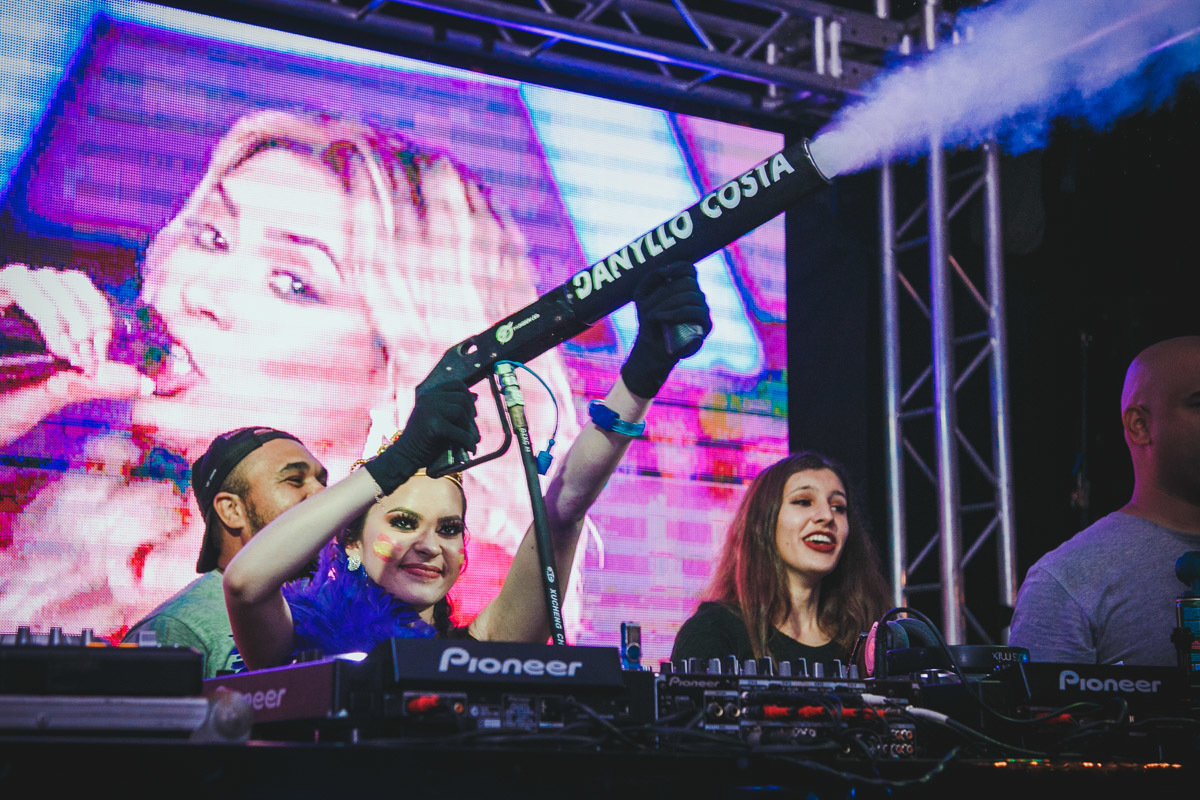 danilo costa, fumaça de extintor de incendio