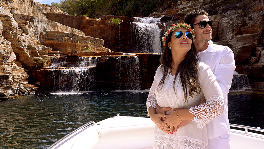 fotos de casal no canyon  em capitólio feitas pelo fotografo de Barretos SP André Monteiro
