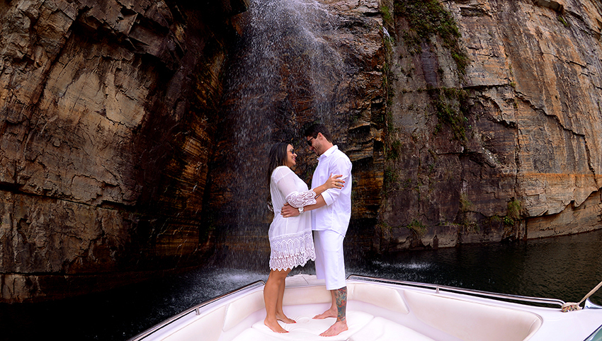 pré wedding nos canyon em Capitólio MG eternizadas por (fotografia andré monteiro)