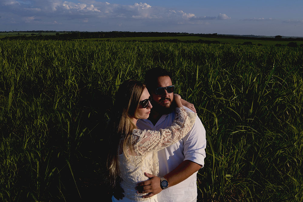 sessão de pré casamento no campo fotos feitas por André Monteiro