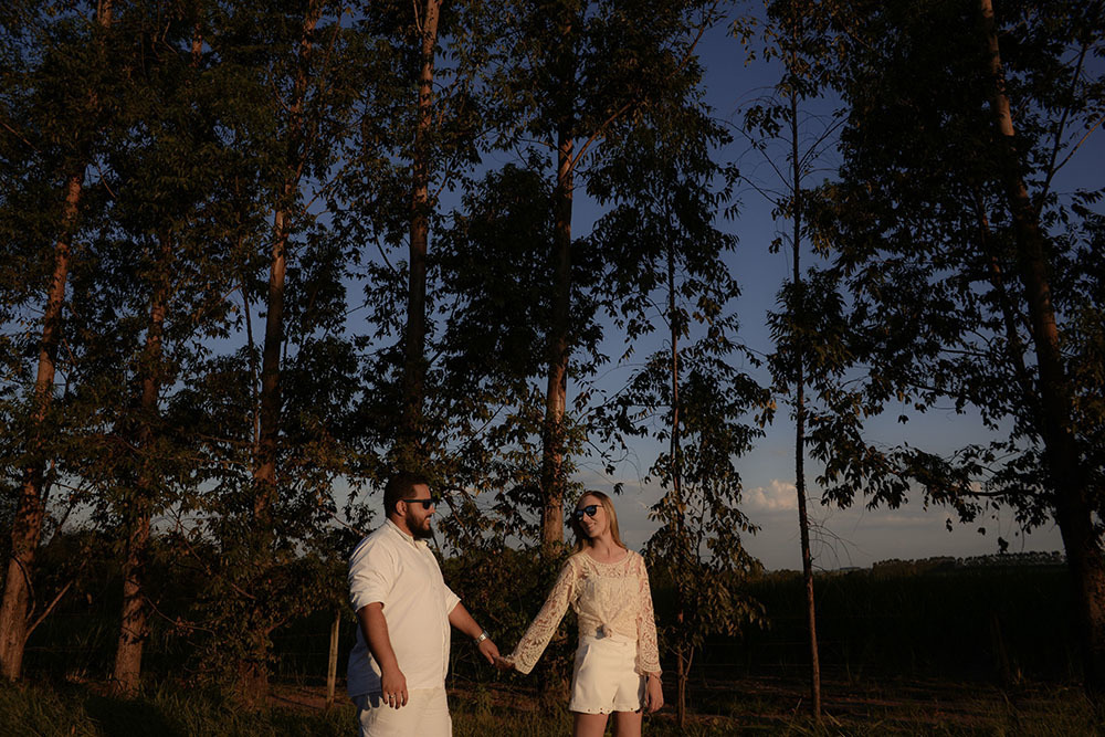 natureza é o melhor local pra se fazer uma sessão de pré wedding fotos feitas por André Monteiro Fotografia