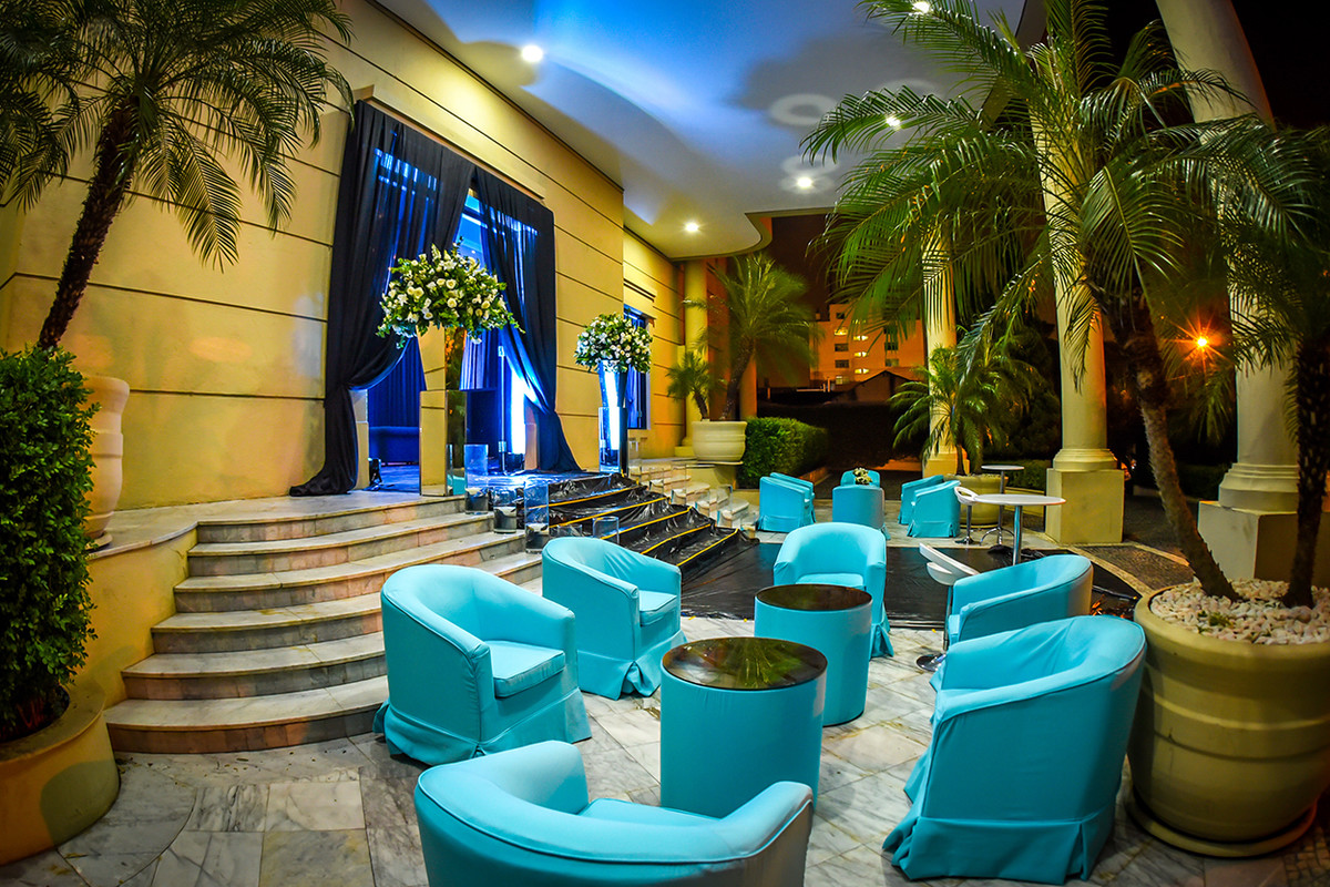 Festa de 15 anos Rafaella de Santis, Buffet Torres, Show Anitta, A Liga, Debutante, Israel Valentim, Kaíque Migliotty,