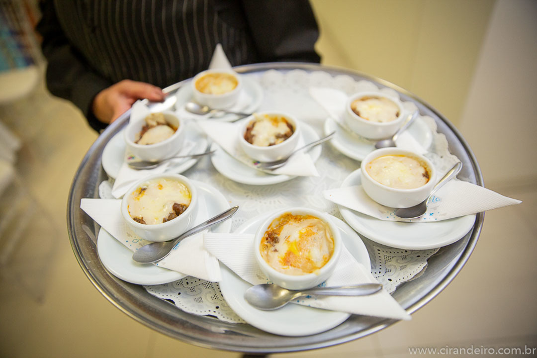 festa de aniversario de bebe menino de 1 ano com tema ursinho da realeza buffet vila dos sonhos