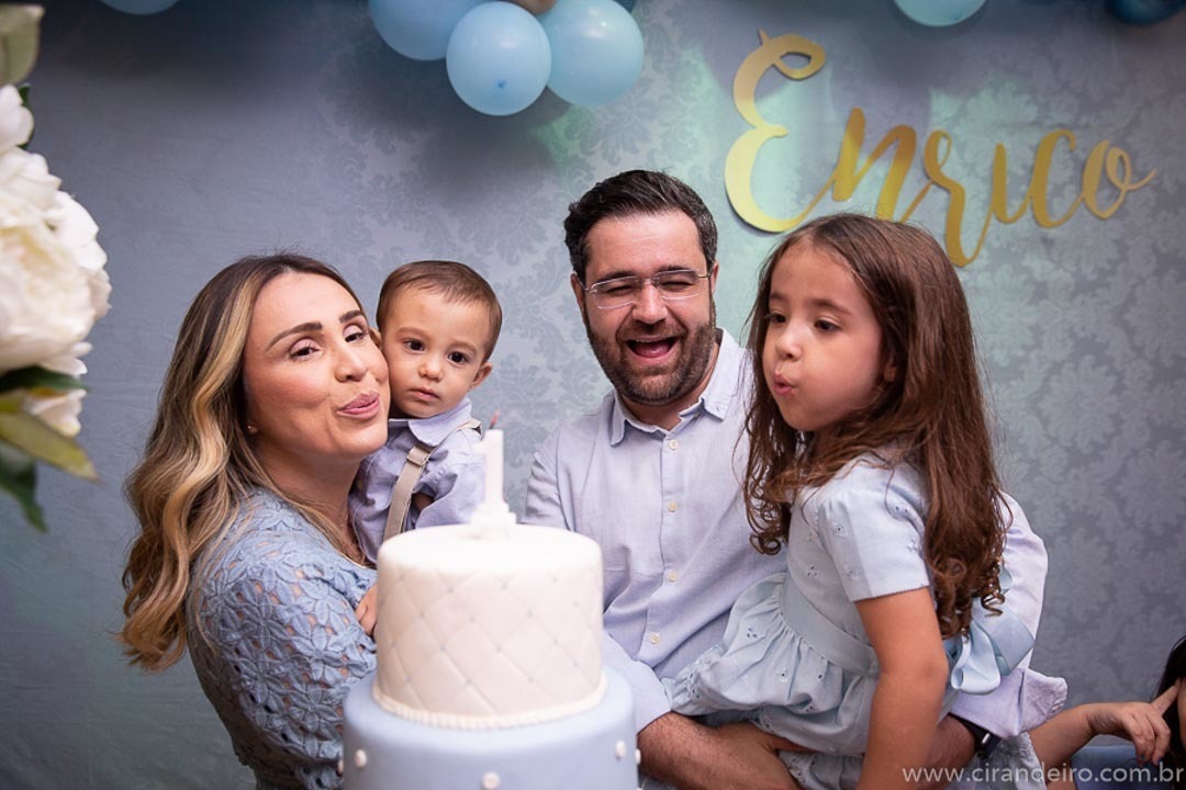 festa de aniversario de bebe menino de 1 ano com tema ursinho da realeza buffet vila dos sonhos