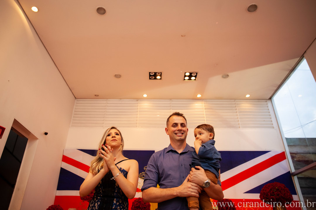 festa de aniversario de bebe menino de 1 ano com tema londres buffet rapanui
