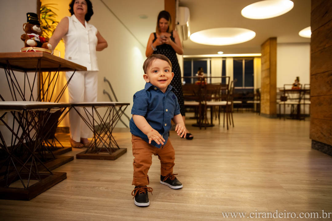 festa de aniversario de bebe menino de 1 ano com tema londres buffet rapanui