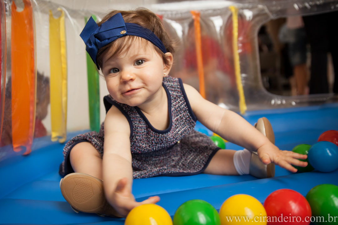 festa de aniversario em casa de bebe menina de 1 ano com tema fundo do mar