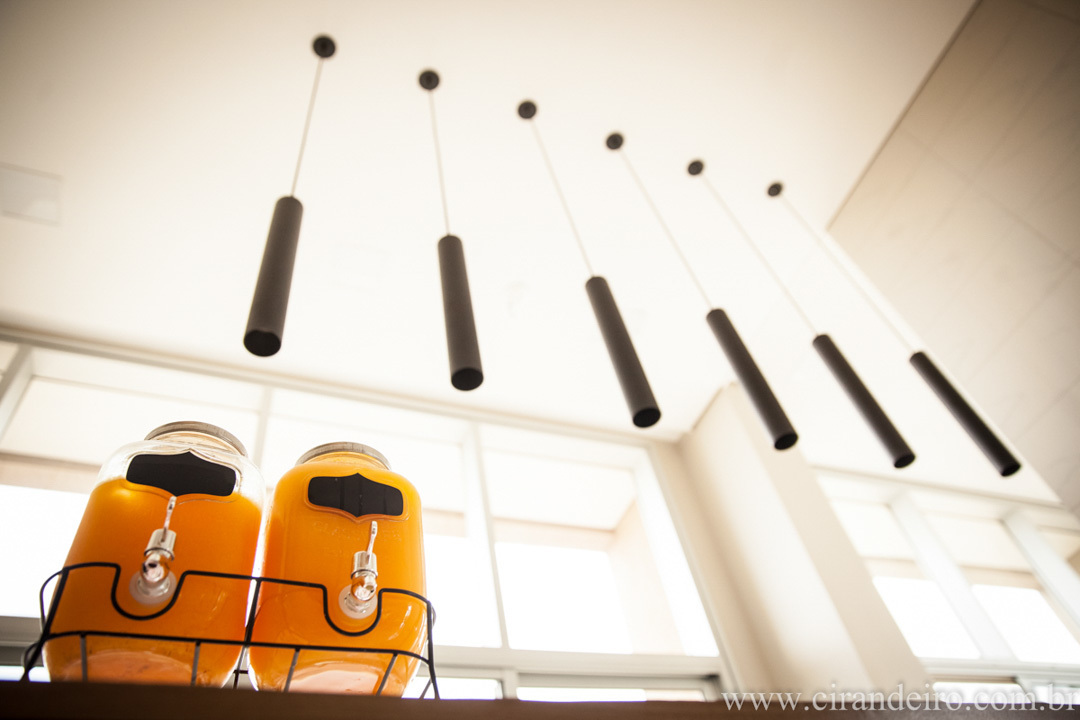 festa de aniversario em casa de bebe menina de 1 ano com tema fundo do mar