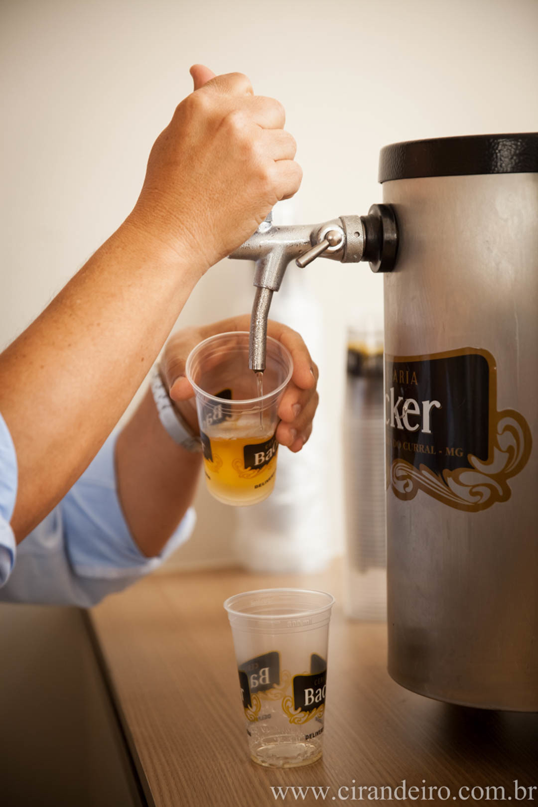 festa de aniversario em casa de bebe menina de 1 ano com tema fundo do mar