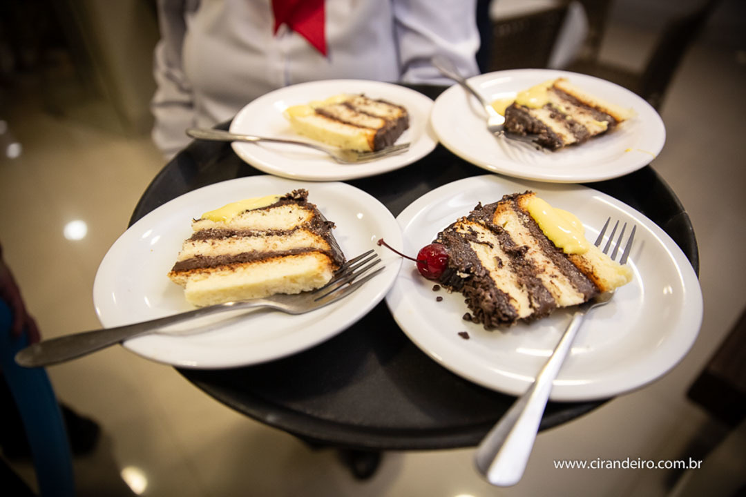 festa de aniversario em casa de bebe menina de 1 ano com tema branca de neve