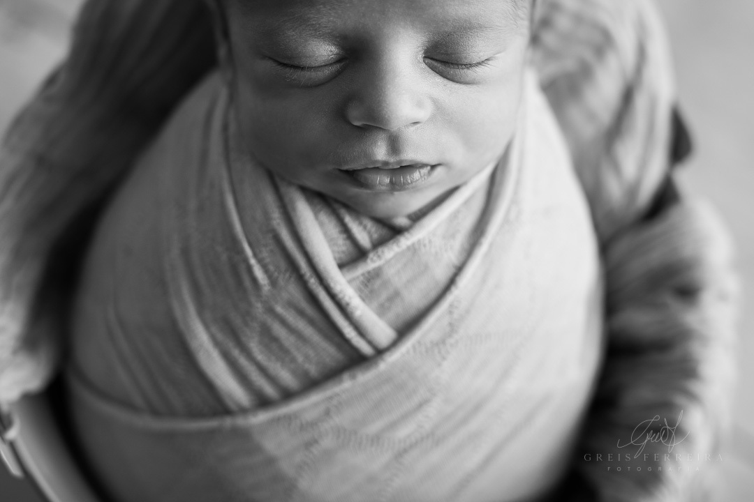 ensaio newborn recem nascido fotografia de bebe menino