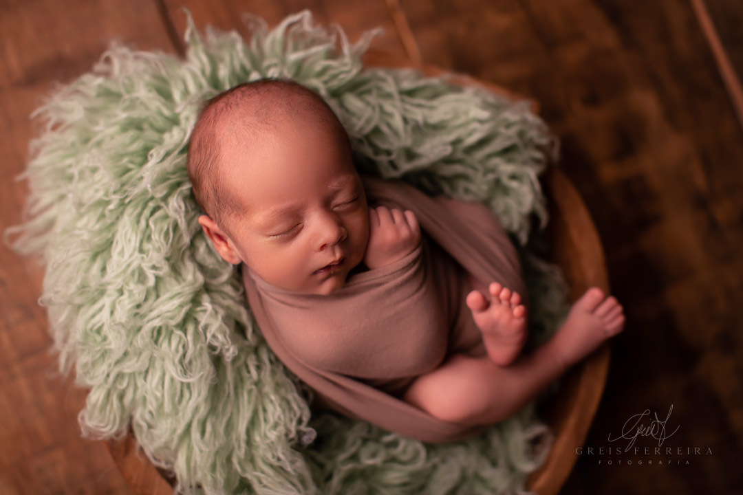 ensaio newborn recem nascido fotografia de bebe menina