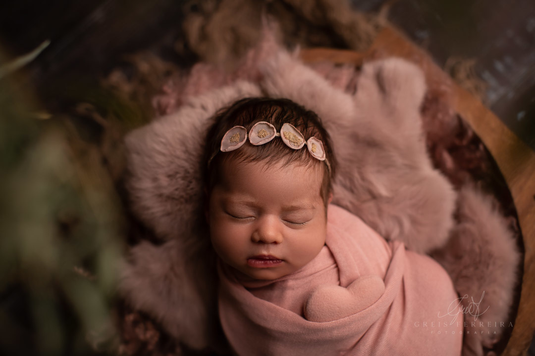 ensaio newborn recem nascido fotografia de bebe menina