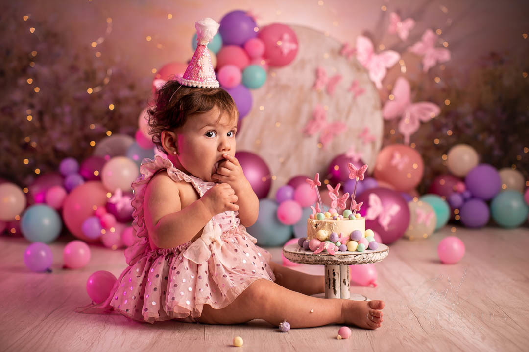smash the cake borboleta com bebe