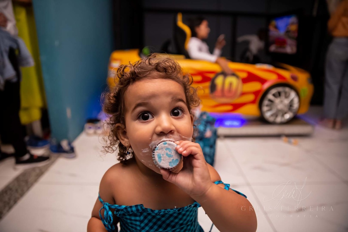 festa de aniversario 2 anos menina castelo das cores tema fazendinha