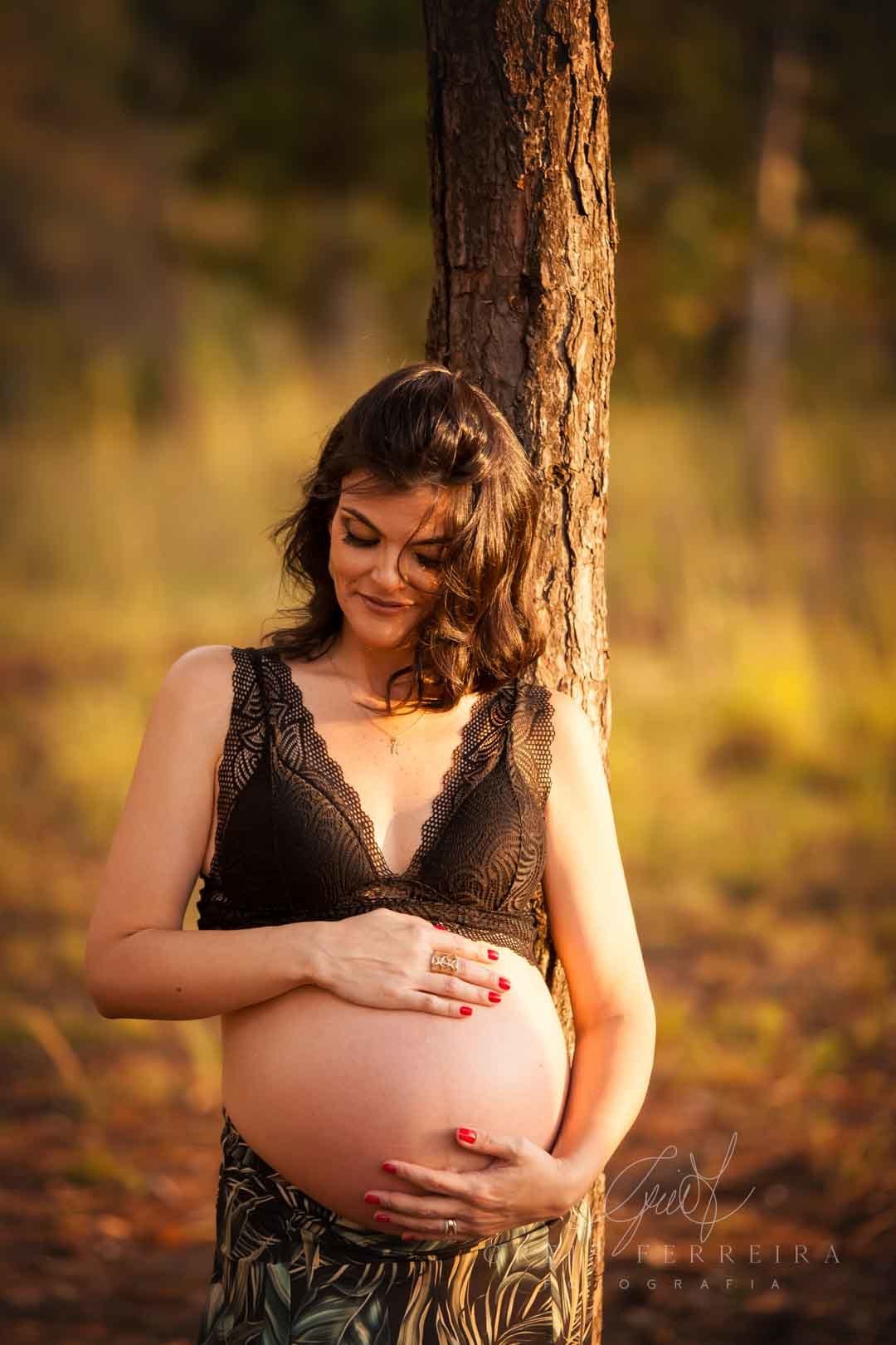 Ensaio Gestante Externo 30 semanas foto gestação com pai casal filho sindorme down