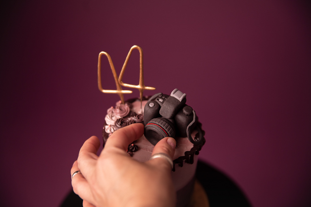 smash the cake 40 anos adulto mulher