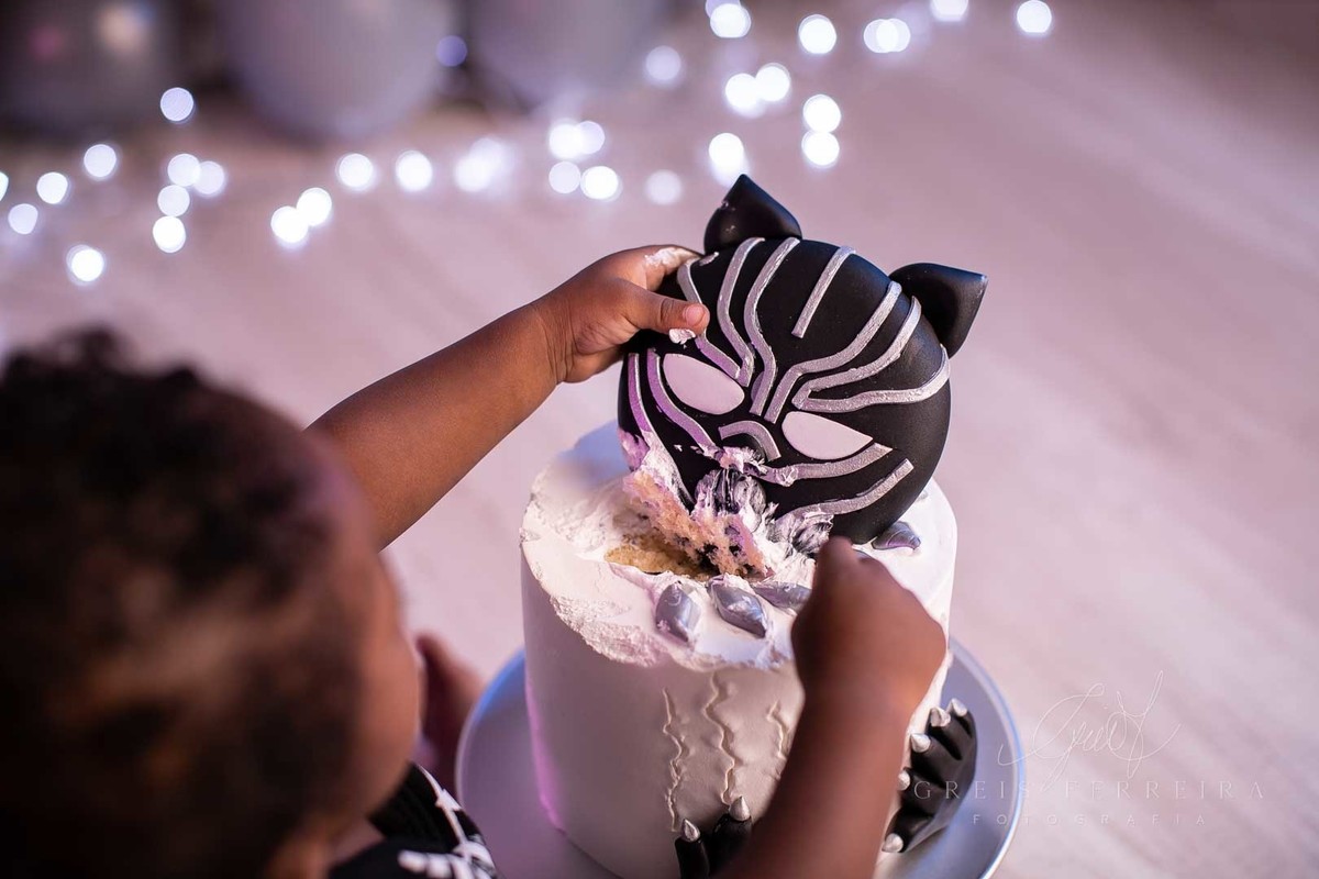 smash the cake pantera negra bebe preto olhos azuis