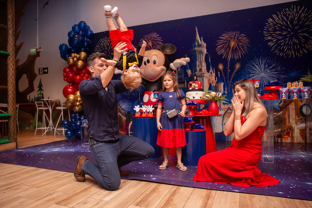 festa infantil aniversario 1 ano primeiro aninho buffet cidade encantada Mickey Disney meninp fotos niver cobertura festa evento