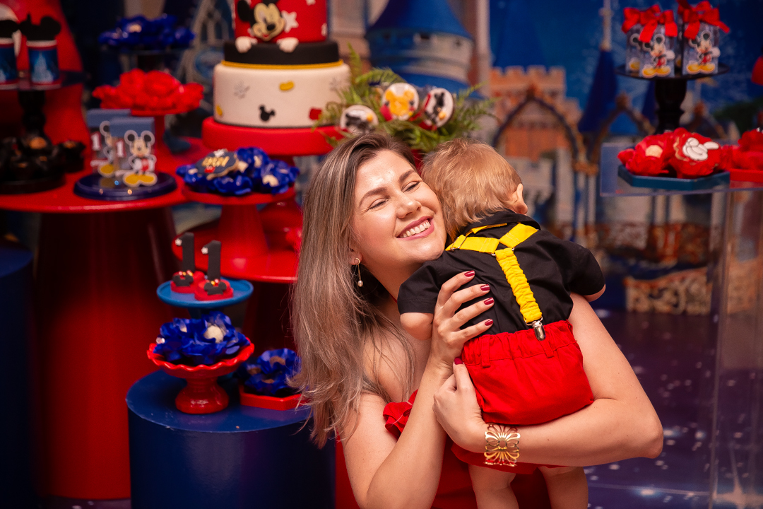 festa infantil aniversario 1 ano primeiro aninho buffet cidade encantada Mickey Disney meninp fotos niver cobertura festa evento