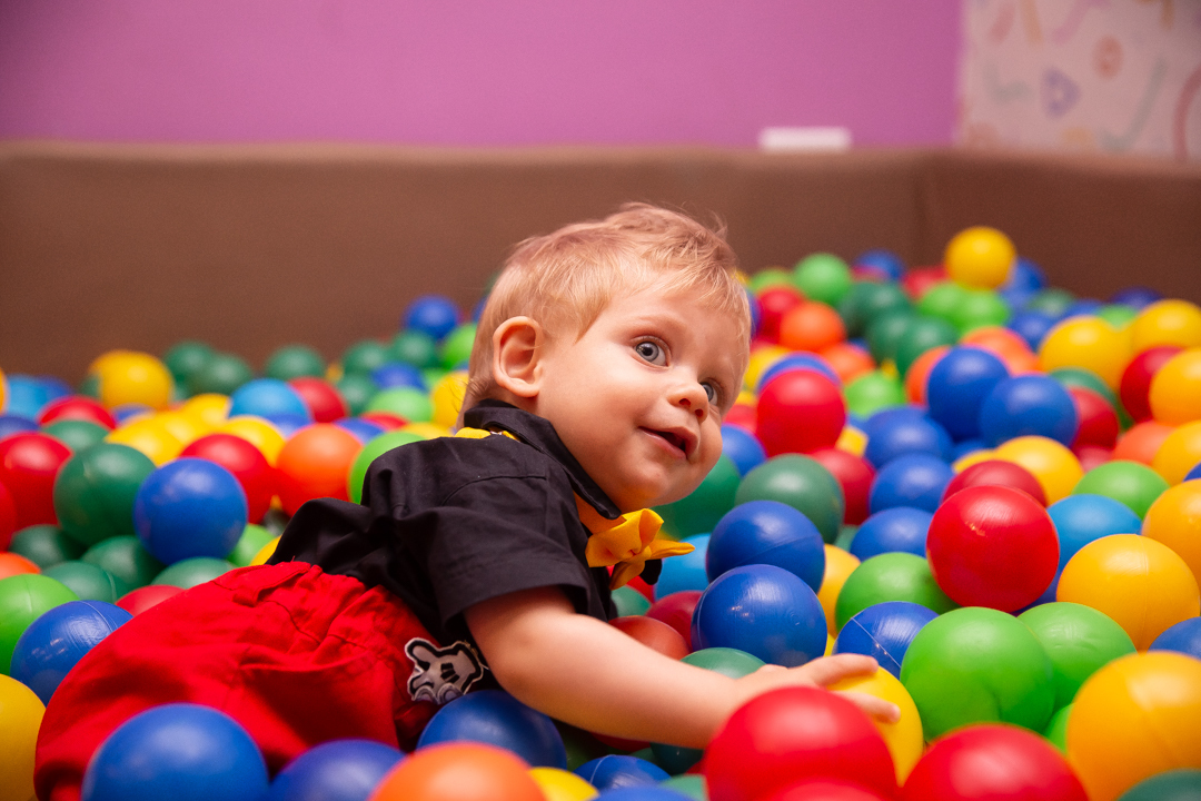 festa infantil aniversario 1 ano primeiro aninho buffet cidade encantada Mickey Disney meninp fotos niver cobertura festa evento