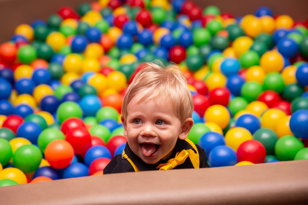 festa infantil aniversario 1 ano primeiro aninho buffet cidade encantada Mickey Disney meninp fotos niver cobertura festa evento