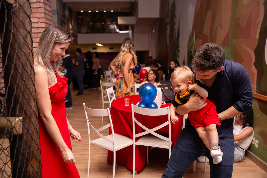 festa infantil aniversario 1 ano primeiro aninho buffet cidade encantada Mickey Disney meninp fotos niver cobertura festa evento