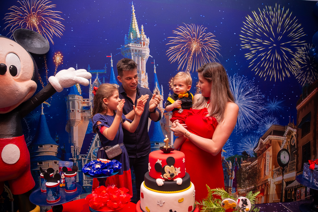 festa infantil aniversario 1 ano primeiro aninho buffet cidade encantada Mickey Disney meninp fotos niver cobertura festa evento