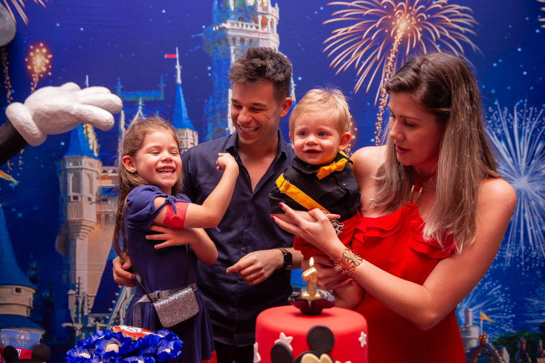 festa infantil aniversario 1 ano primeiro aninho buffet cidade encantada Mickey Disney meninp fotos niver cobertura festa evento