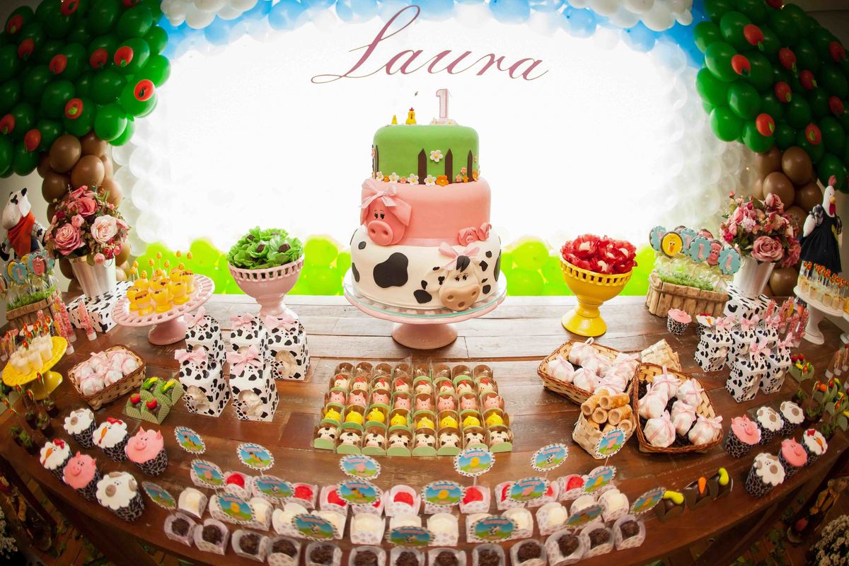 aniversario infantil 1 ano fazendinha fazenda bebe bebê crianca criança menina salo predio casa