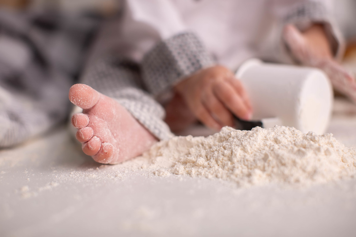 ensaio de bebe 9 meses padeiro padeira pao bolo foto bonita linda mae menina