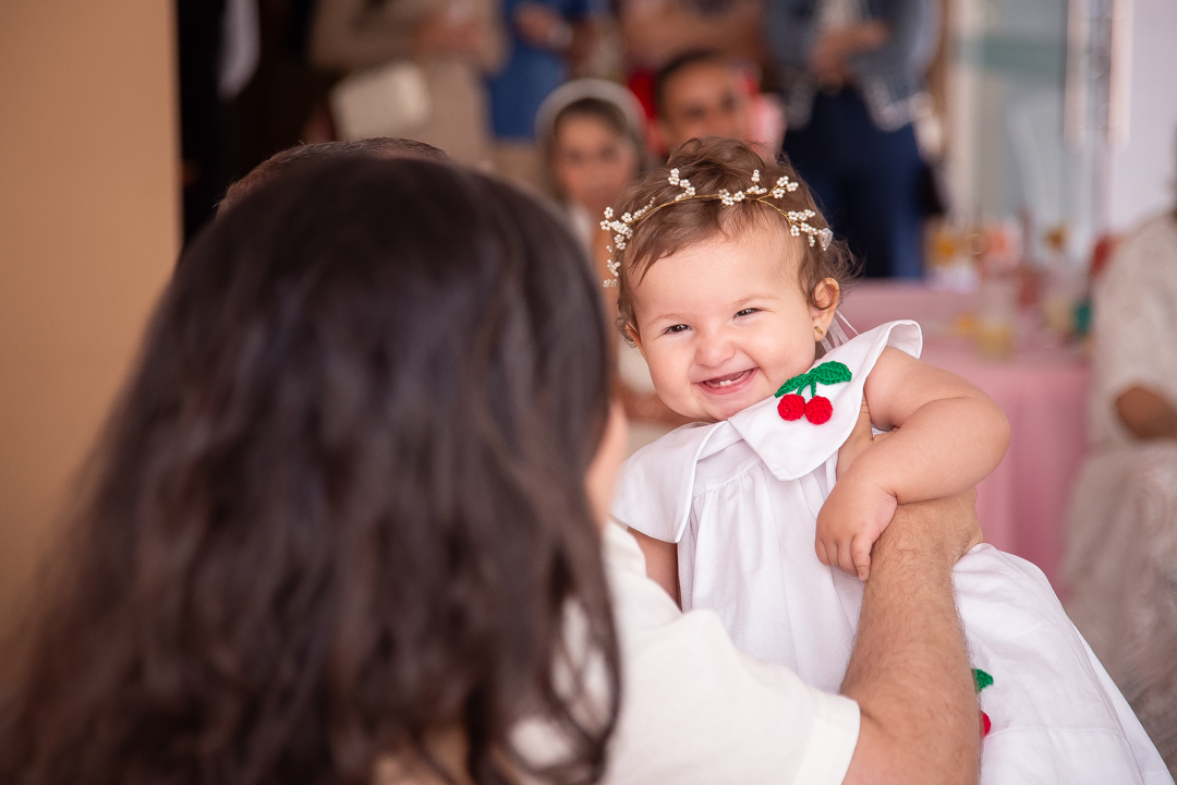 aniversário infantil festa de 1 ano tema confeiteira batizado família doces e confeitaria ensaio de festa infantil fotografias cobertura fotográfica BH primeiro aninho menina  fotos niver cobertura festa evento